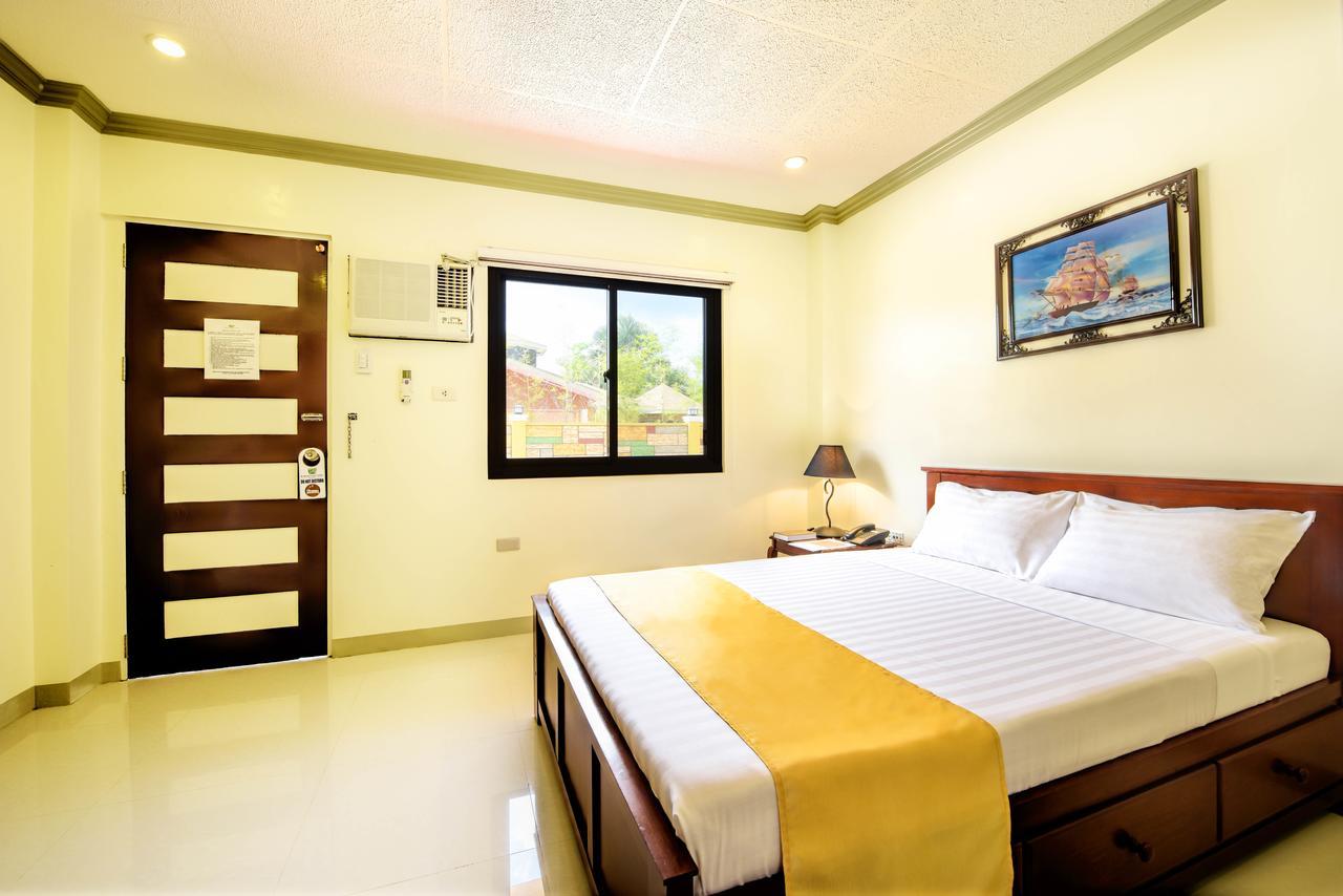 Kabaleyan Cove Resort Powered By Cocotel San Carlos  Exterior foto