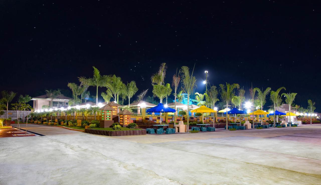Kabaleyan Cove Resort Powered By Cocotel San Carlos  Exterior foto