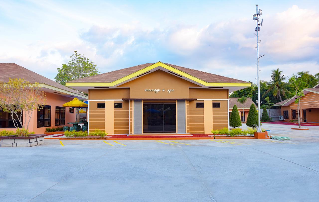 Kabaleyan Cove Resort Powered By Cocotel San Carlos  Exterior foto