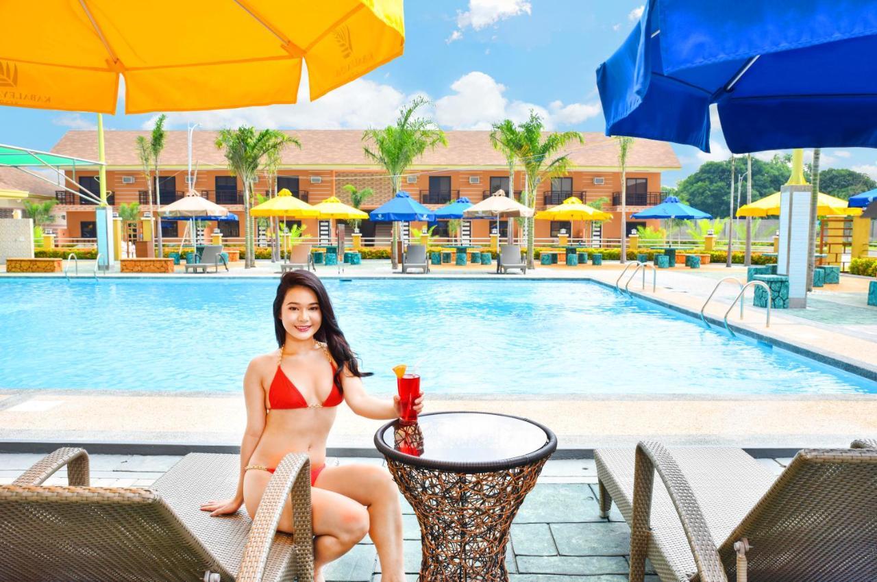 Kabaleyan Cove Resort Powered By Cocotel San Carlos  Exterior foto